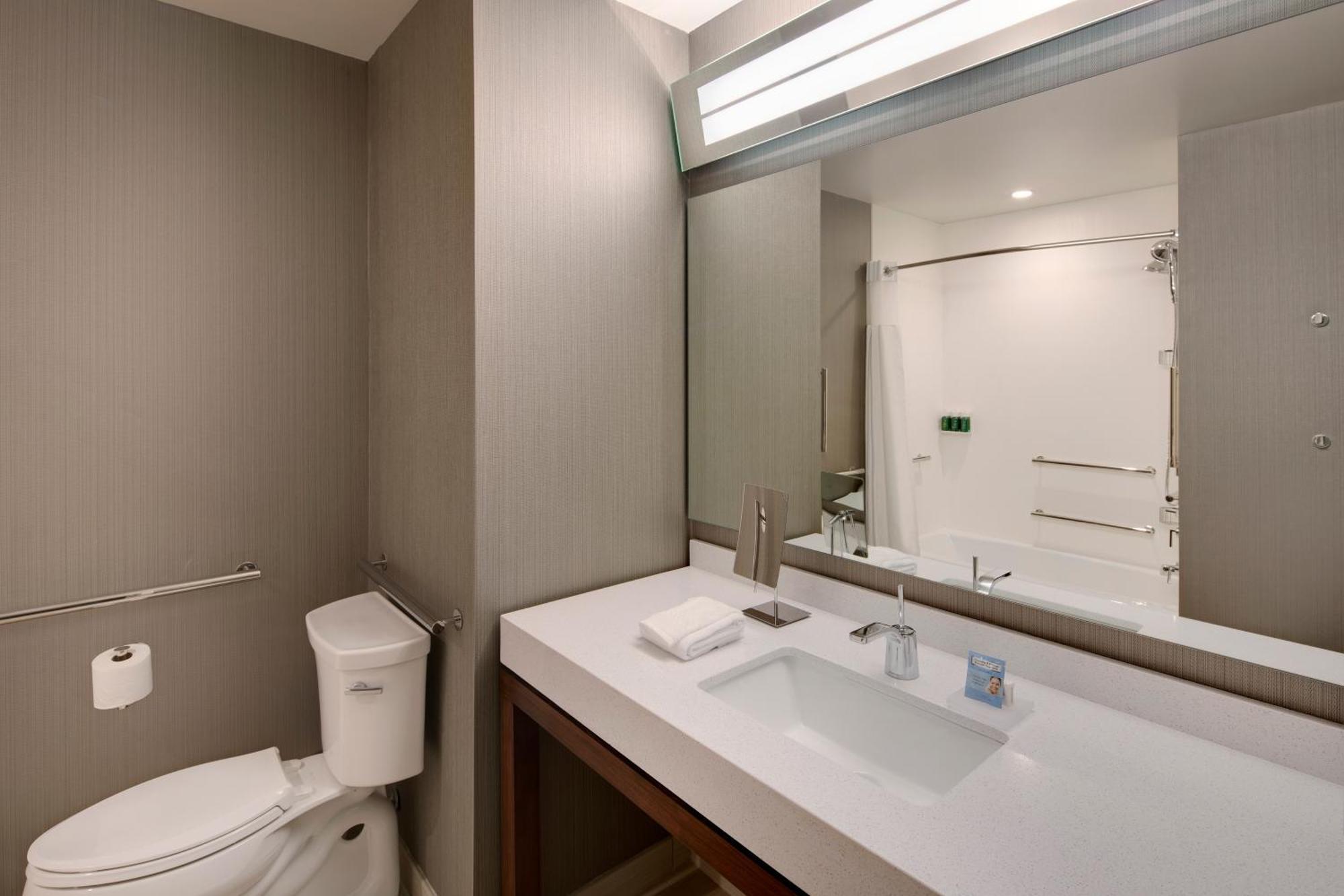 Courtyard By Marriott Atlanta Vinings/Galleria Смирна Екстер'єр фото