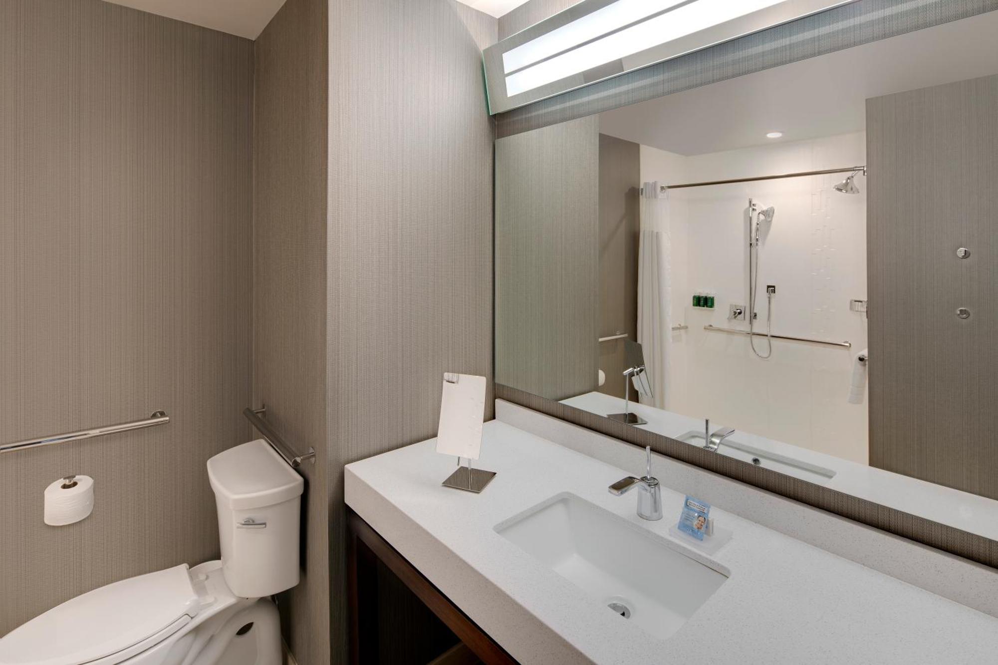 Courtyard By Marriott Atlanta Vinings/Galleria Смирна Екстер'єр фото