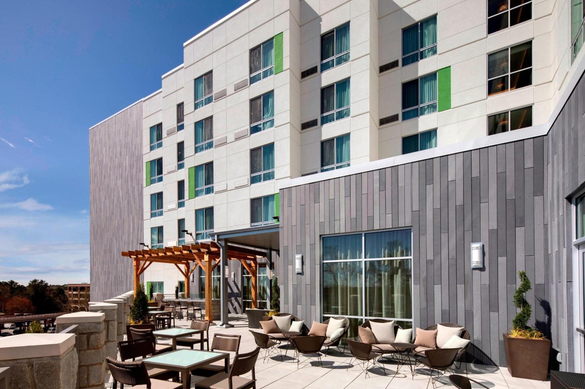Courtyard By Marriott Atlanta Vinings/Galleria Смирна Екстер'єр фото