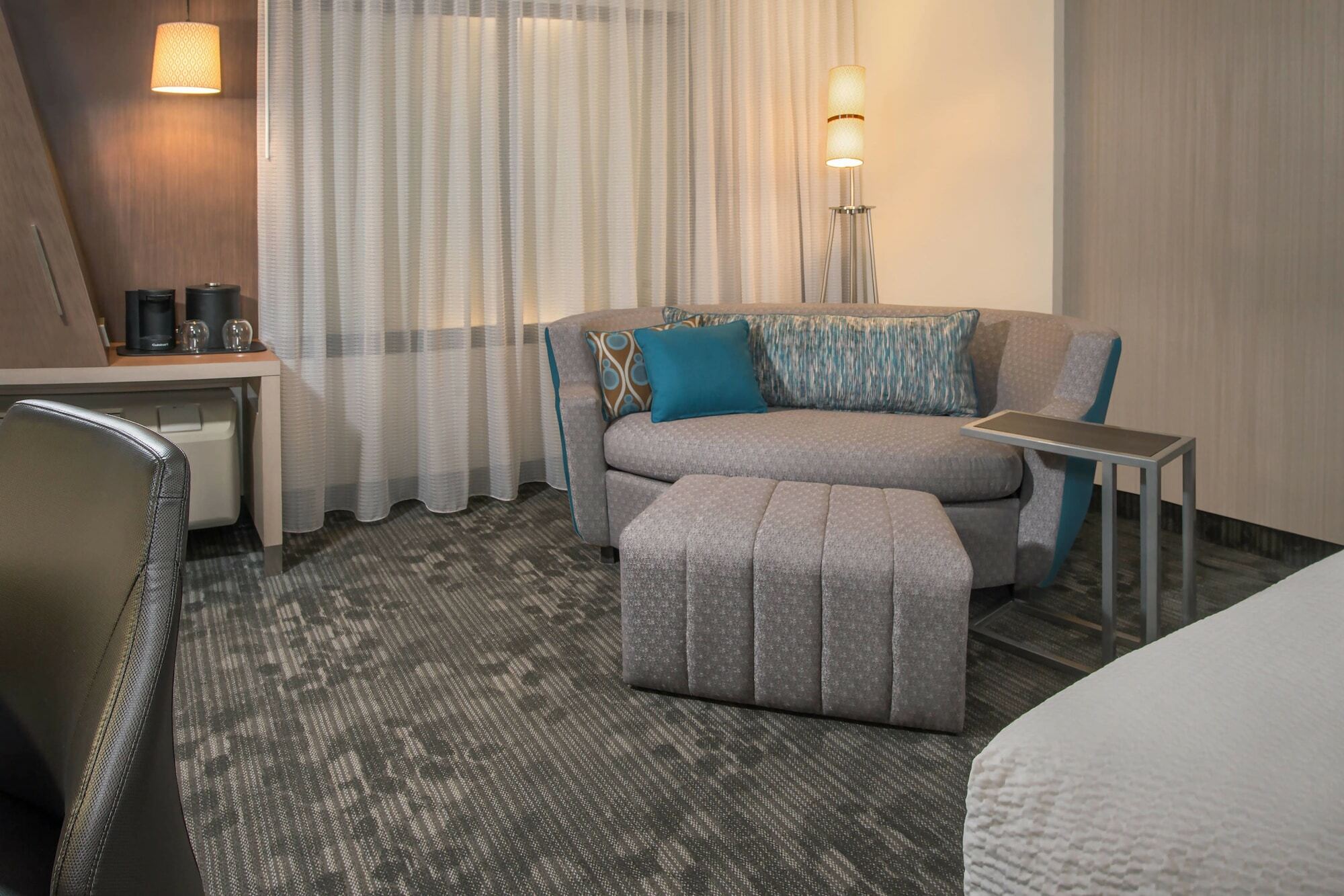 Courtyard By Marriott Atlanta Vinings/Galleria Смирна Екстер'єр фото